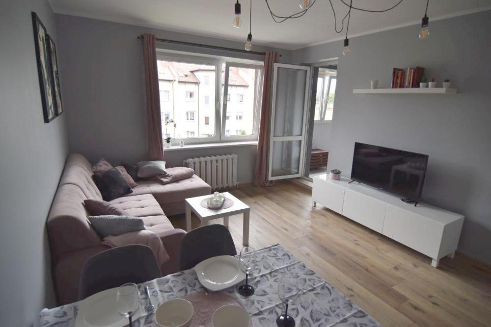 Trzypokojowy Apartament Lägenhet