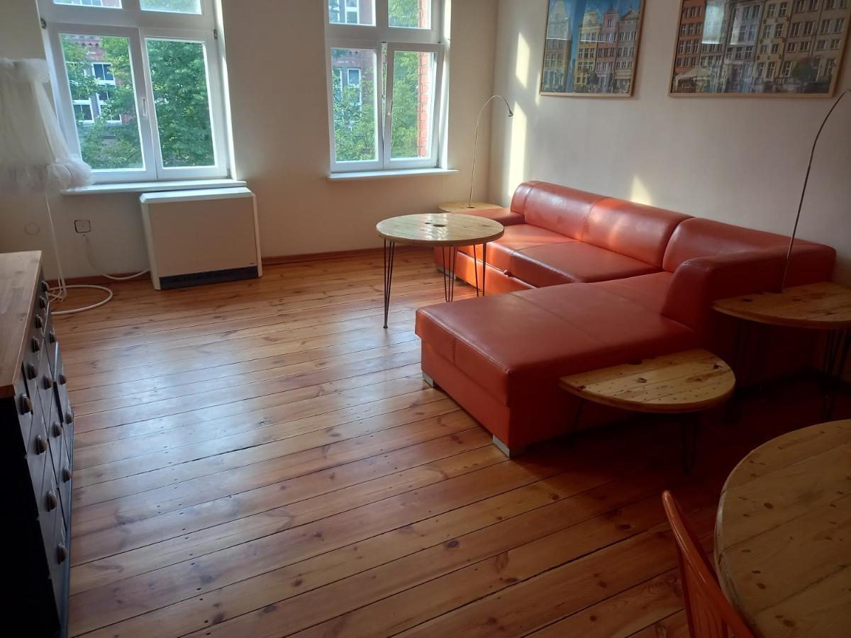 Apartament Przy Poczcie - Apartament By The Post *