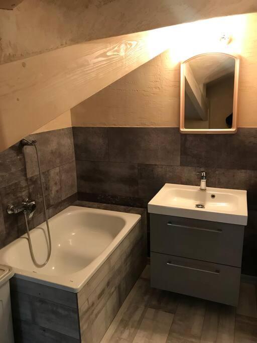 Przytulne Mieszkanko Na Poddaszu Apartment Gdansk