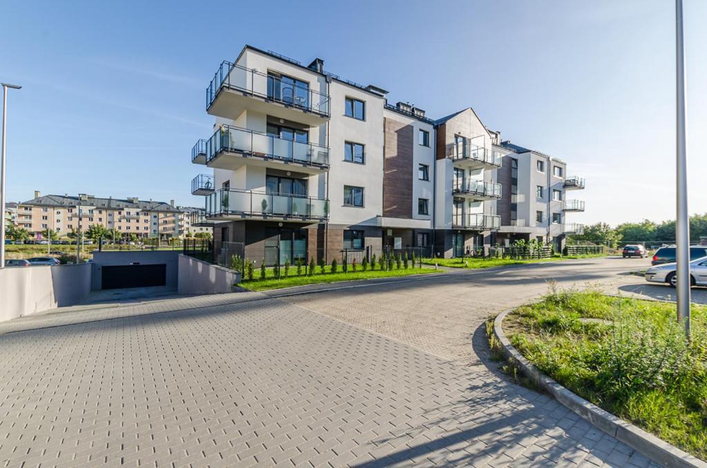 Mieszkanie Z Halą Garażową Królowej Jadwigi * Gdańsk