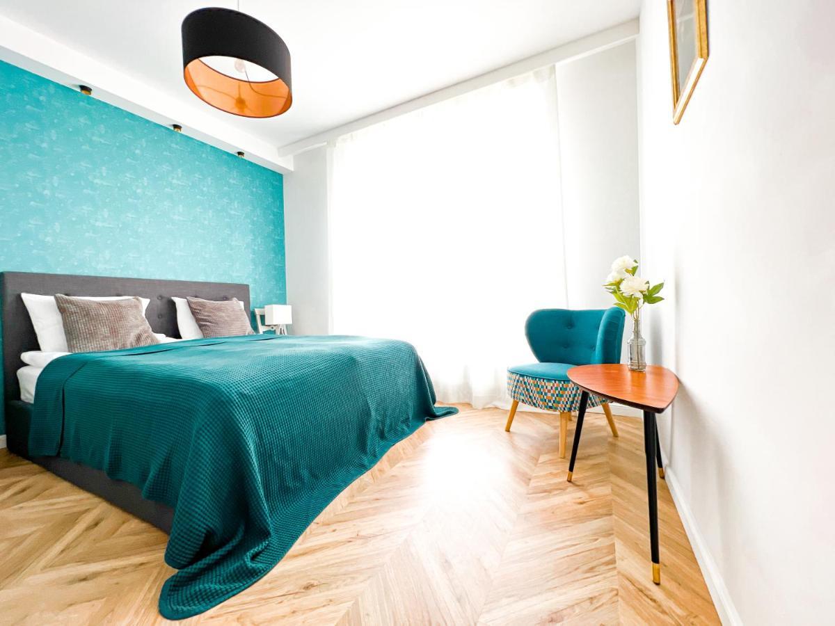 Mint Apartment