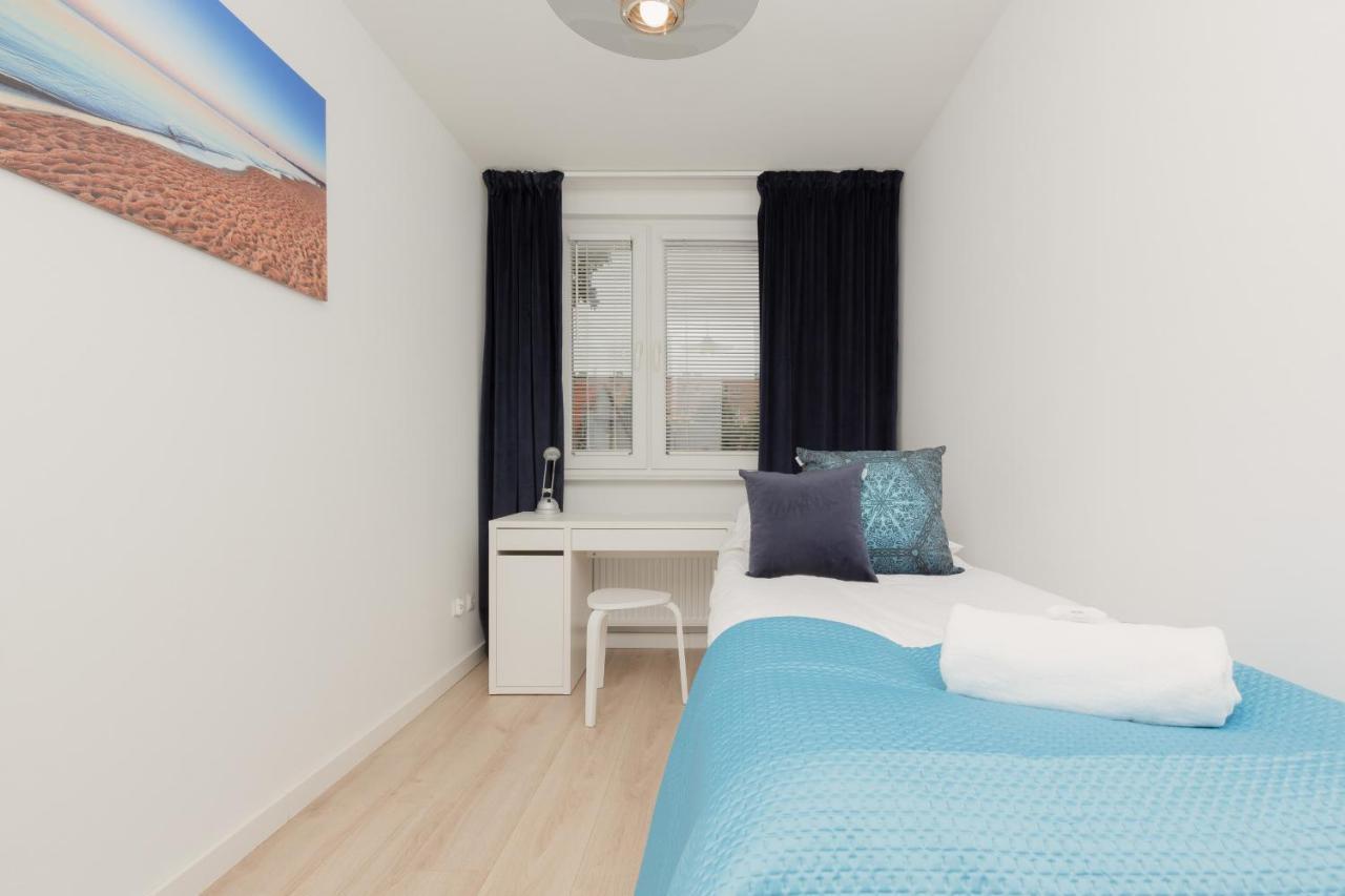 Two-bedroom 650 M Brzezno By Renters Apartment *