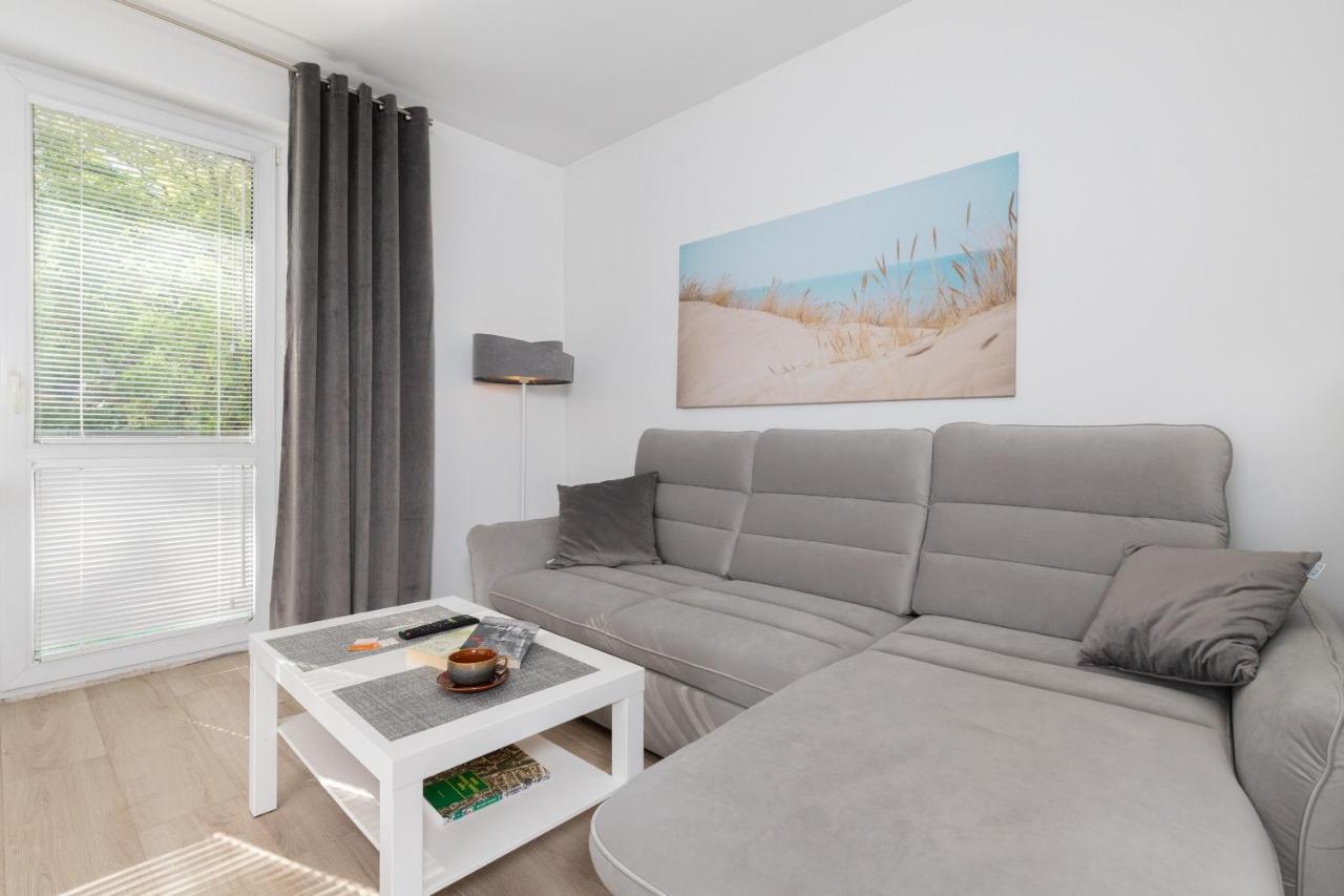 Gdanska Two-bedroom Brzezno By Renters Apartment *
