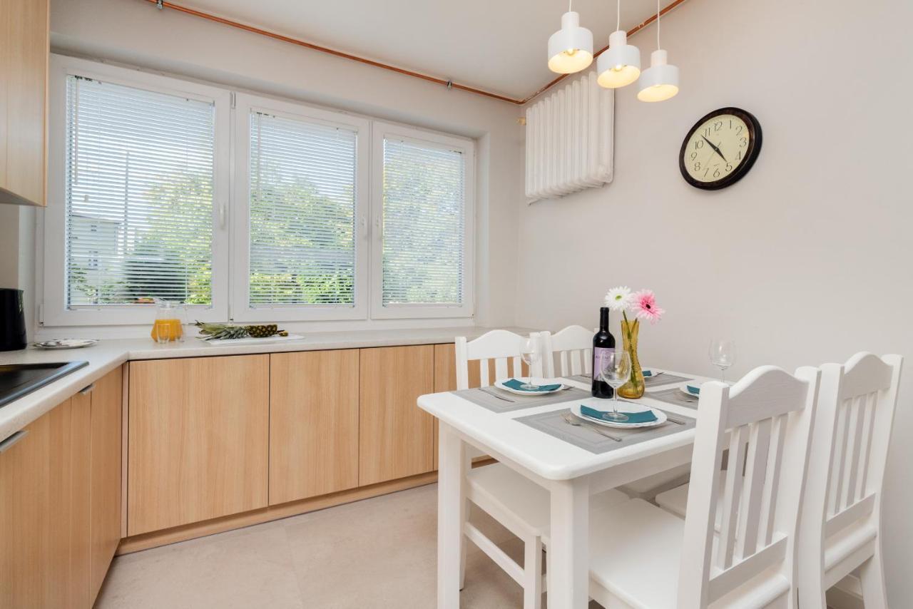 Apartment Gdanska Two-bedroom Brzezno By Renters Gdansk