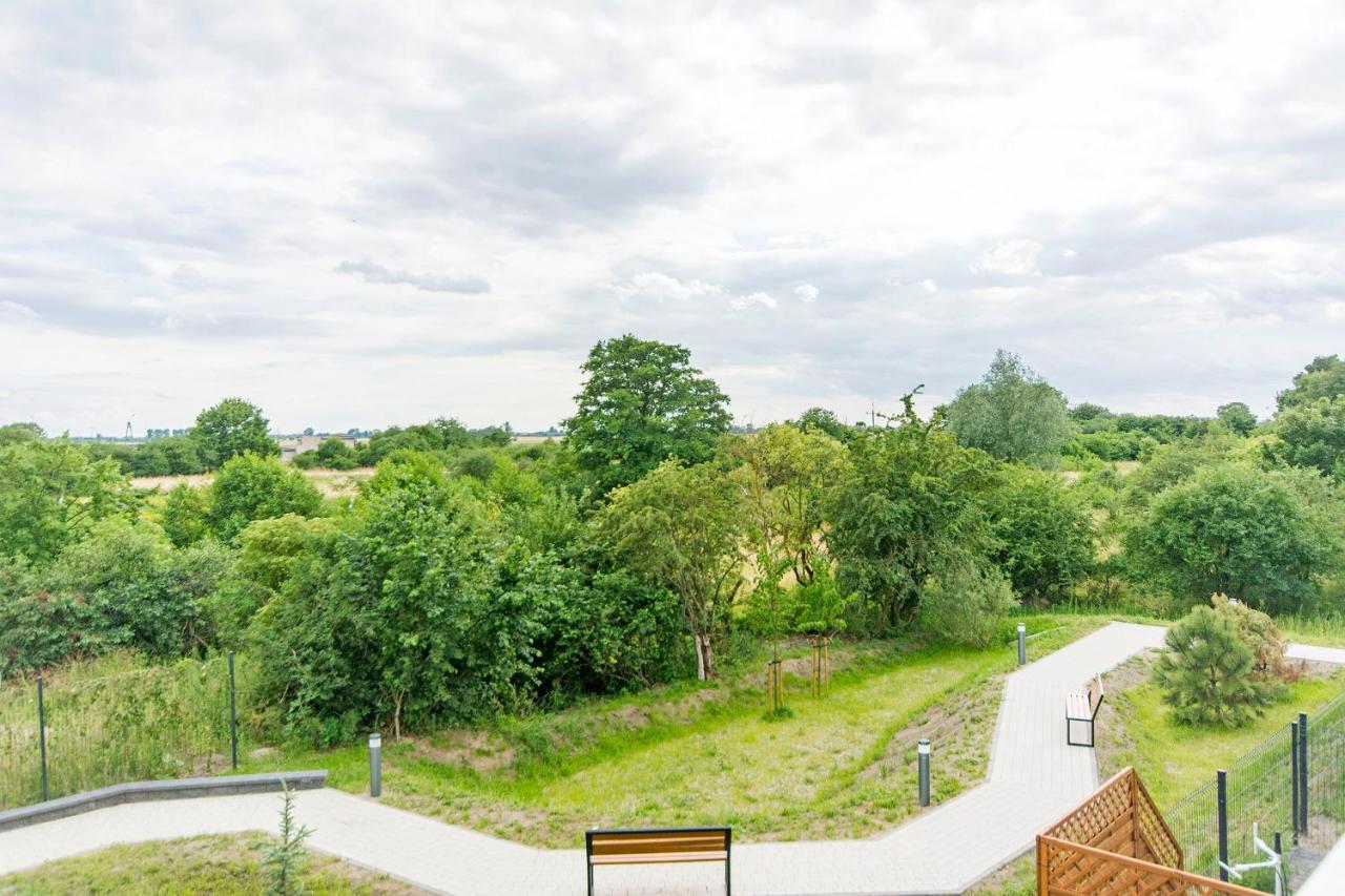 Lazur Park - *