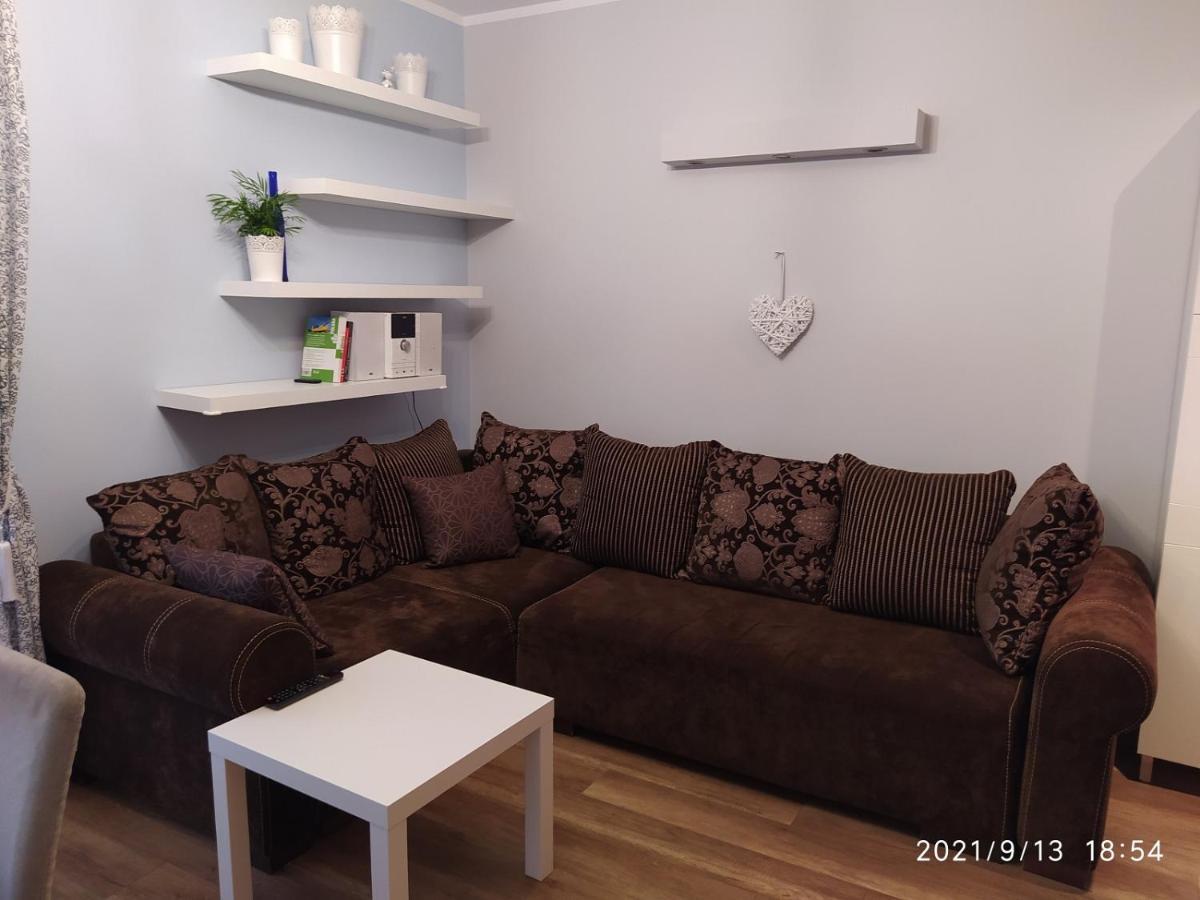 Fantastic By The Sea Set Up With Apartment
