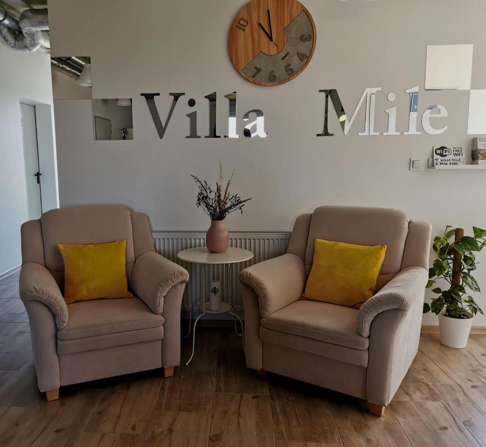 Bed & Breakfast Mile Airport & Parking Dlugoterminowy Gdansk