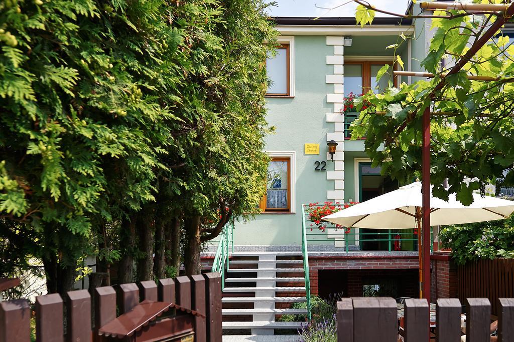 Hostel Zielony Domek