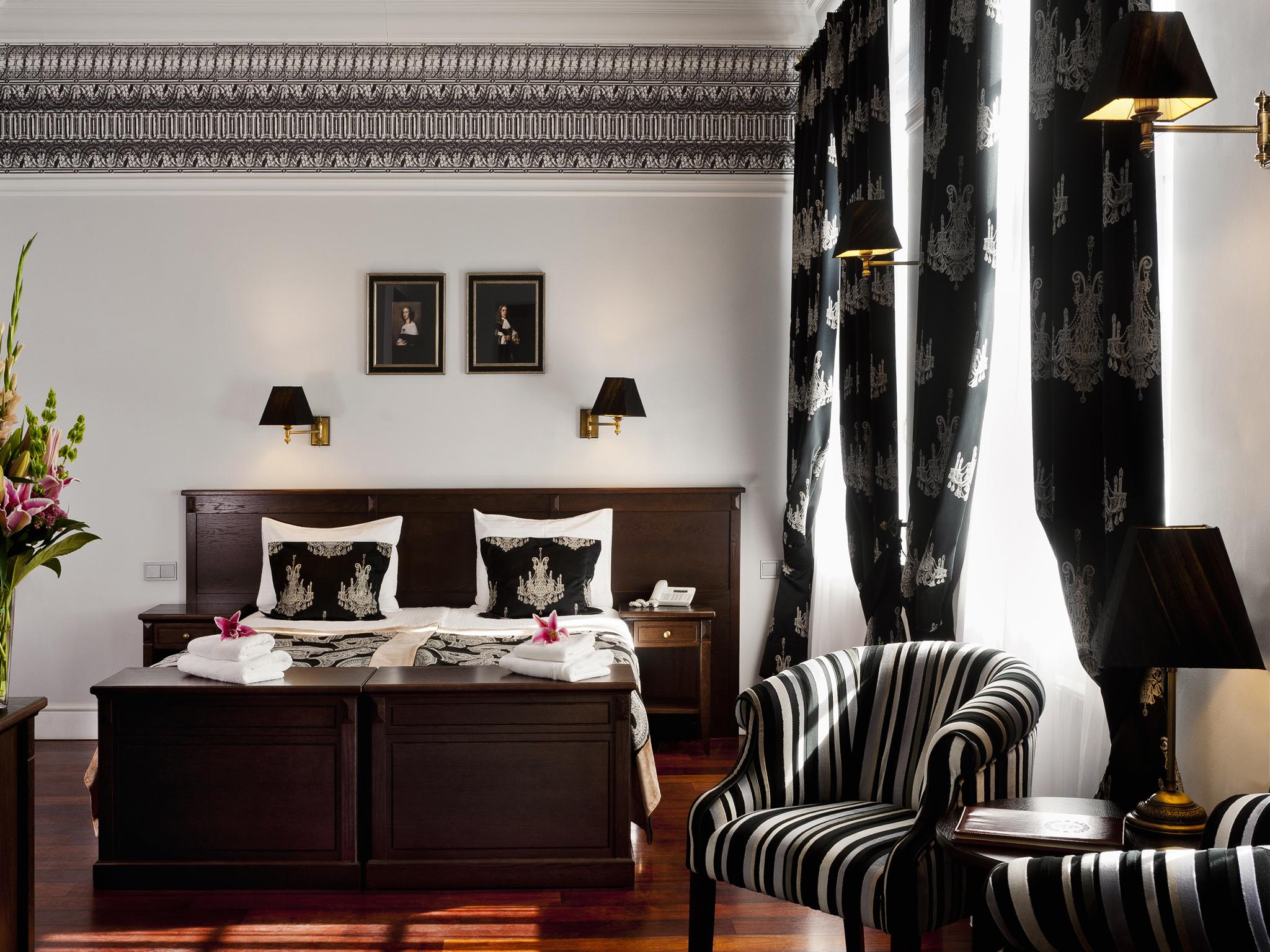 Holland House Old Town 4* Gdansk