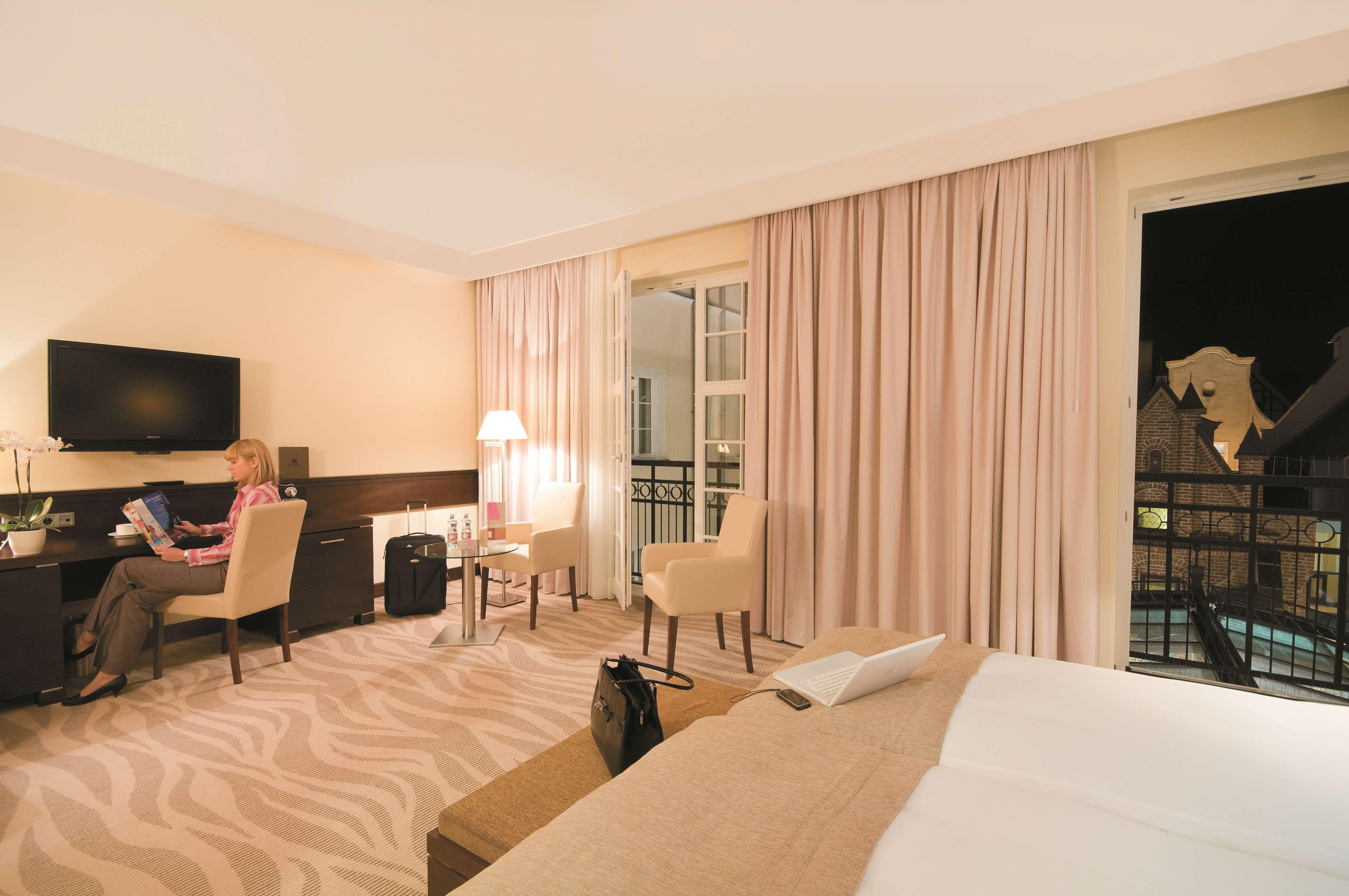 Khách sạn Radisson Blu Hotel,