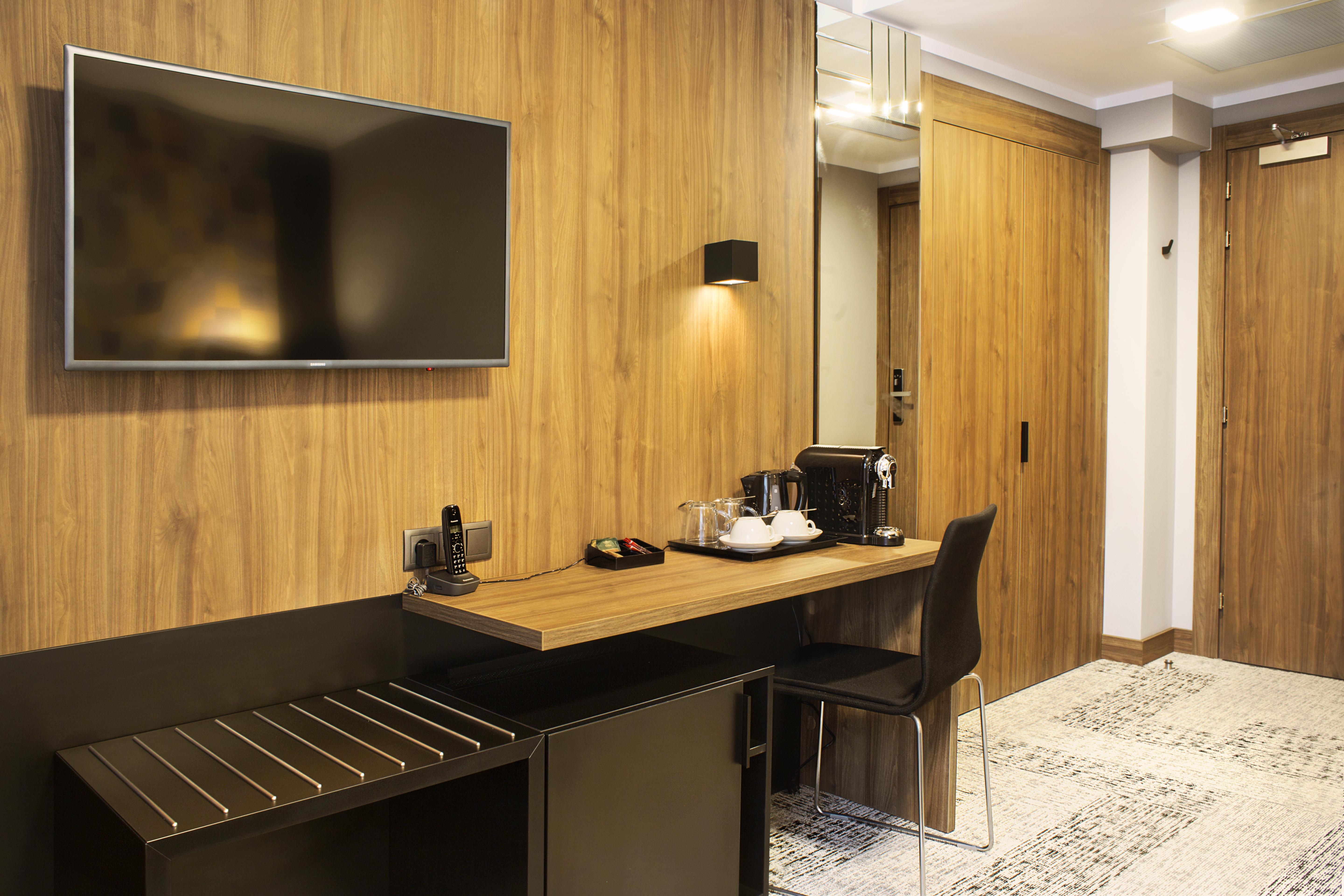 Ibb Hotel