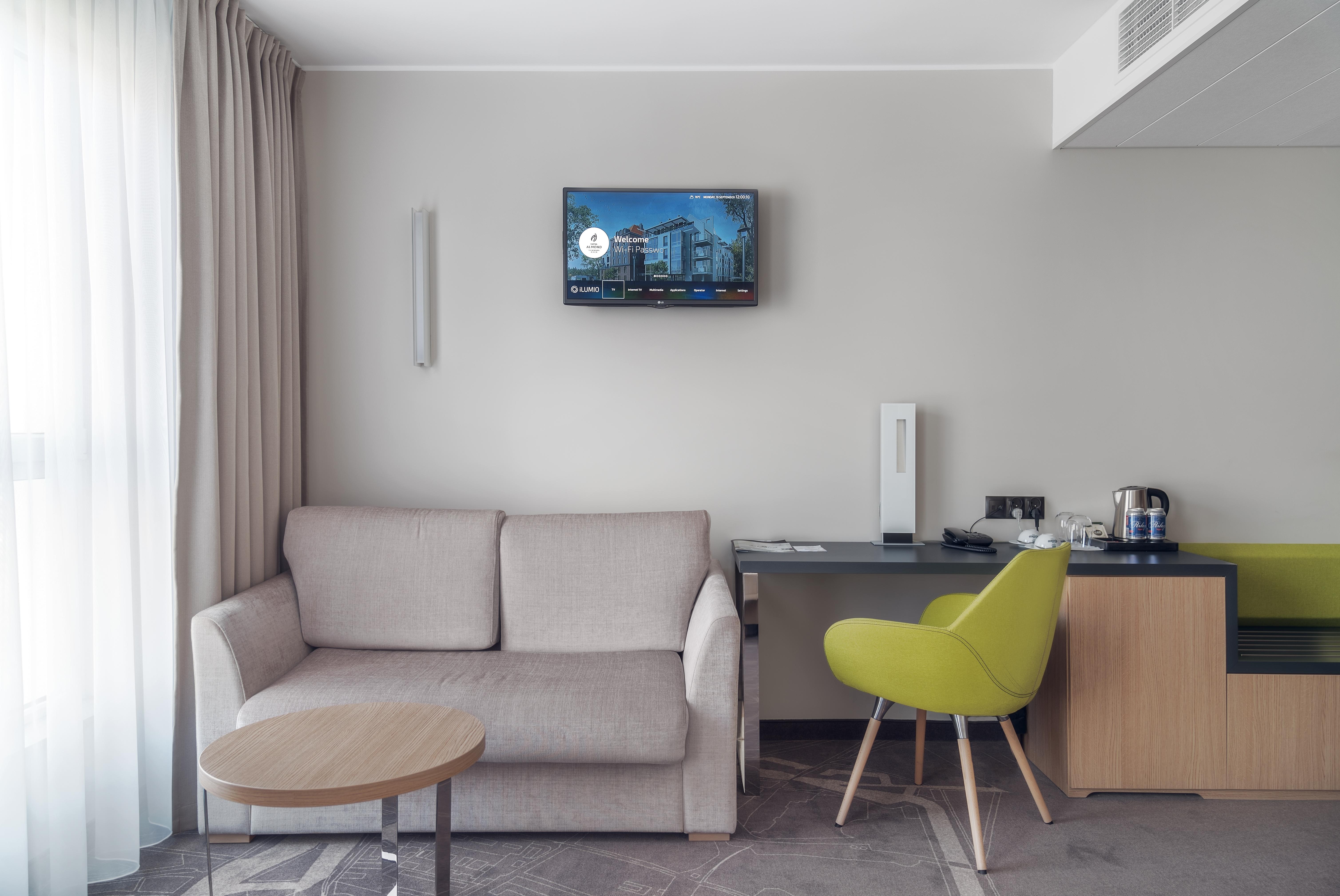 Almond Business & Spa 4*