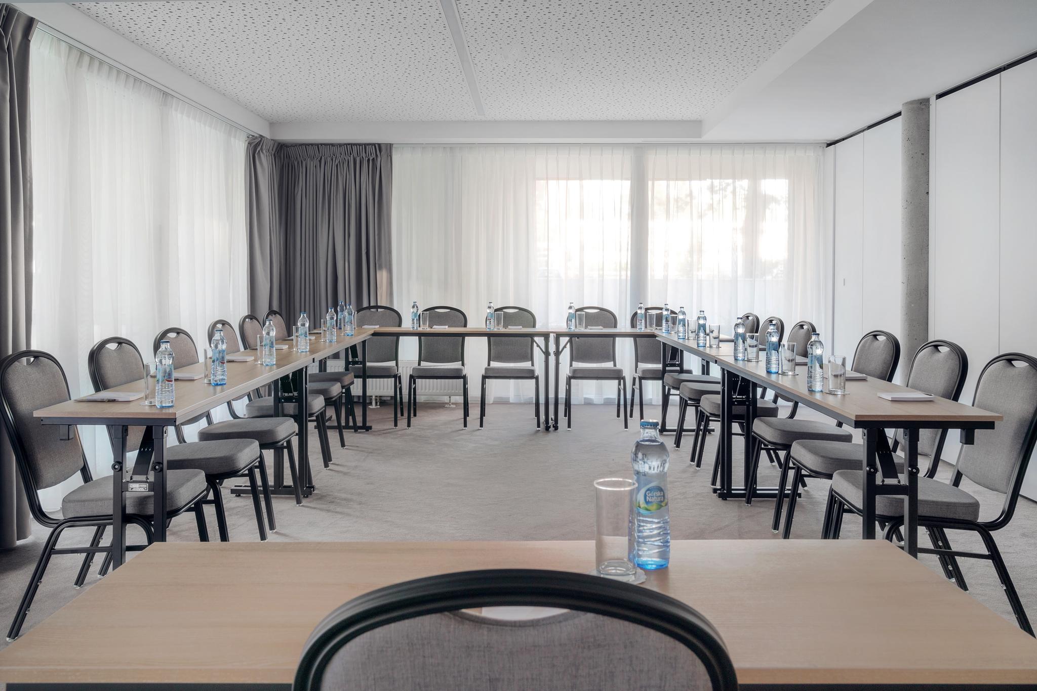 Almond Business & Spa Hotel