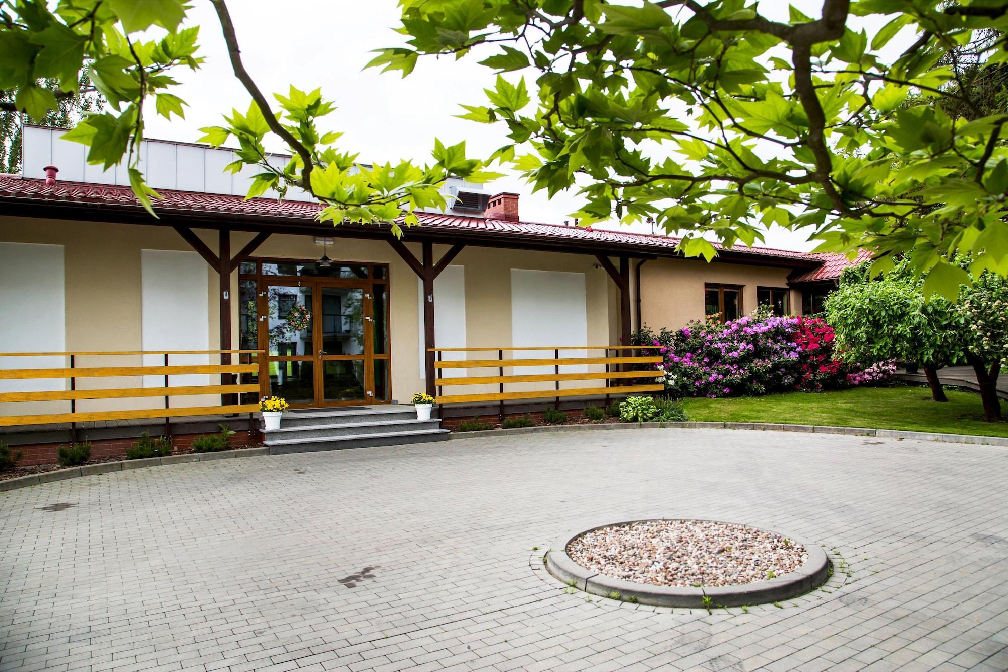 Platan Hotel 3*