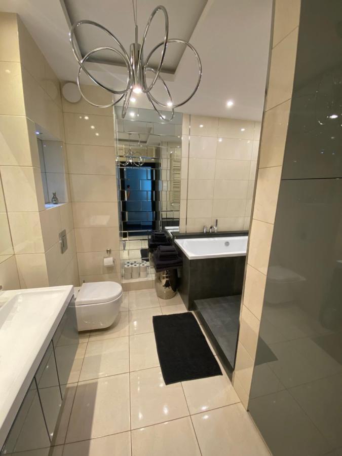 Apartament W Sercu Gdanska Z Parkingiem Podziemnym Danzig