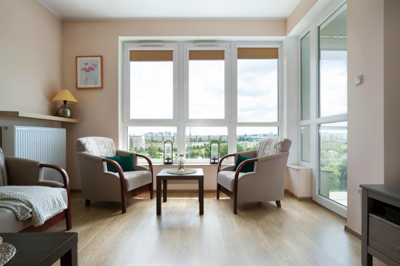 10th Floor With Panoramic View *