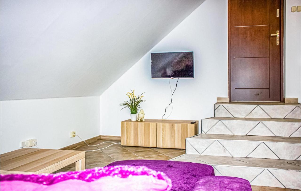Apartment Lovely In With Wifi Gdansk
