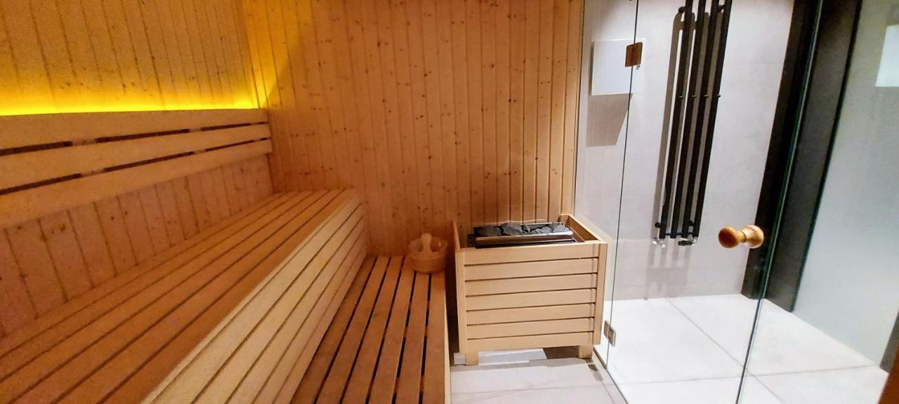 Lägenhet Nowa Letnica With Sauna & Gym & Kids Play In By Renters