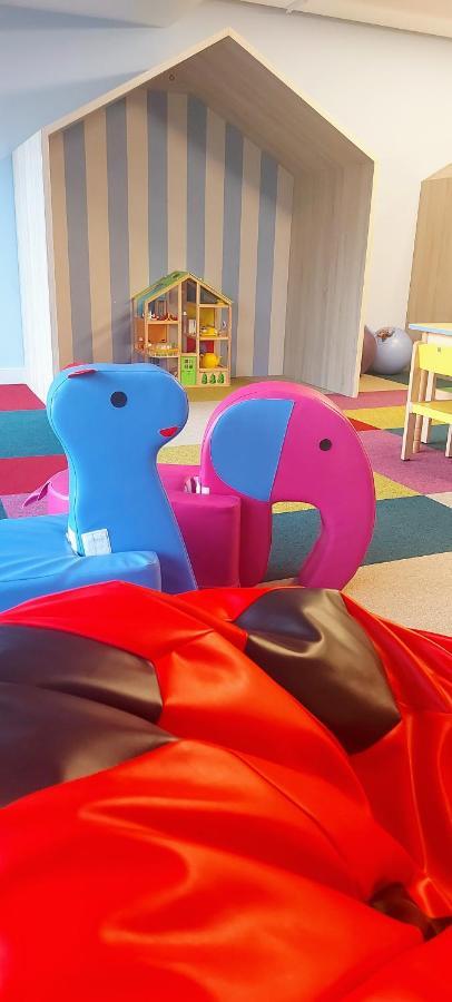 Lägenhet Nowa Letnica With Sauna & Gym & Kids Play In By Renters