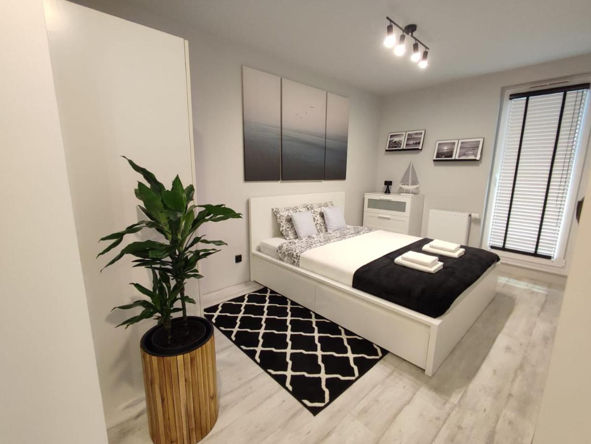 Neptun 5 1 9 1 0 2 1 3 0 Apartment