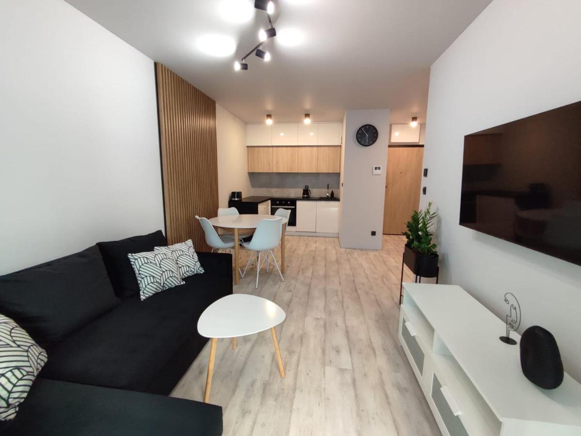 Neptun 5 1 9 1 0 2 1 3 0 Apartment