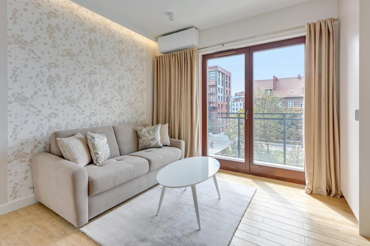 Aura Iii & Free Parking By Downtown Apartment Gdansk