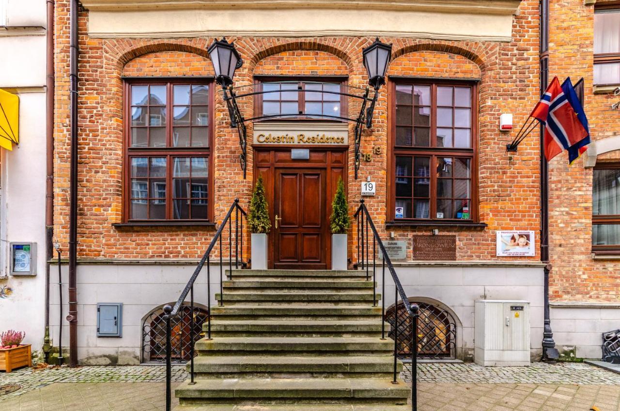 Celestin Aparthotel