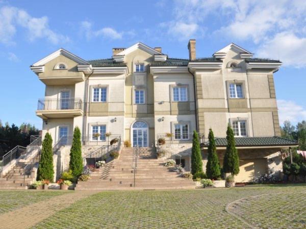 Malinowe Wzgorze Khách sạn hẻo lánh