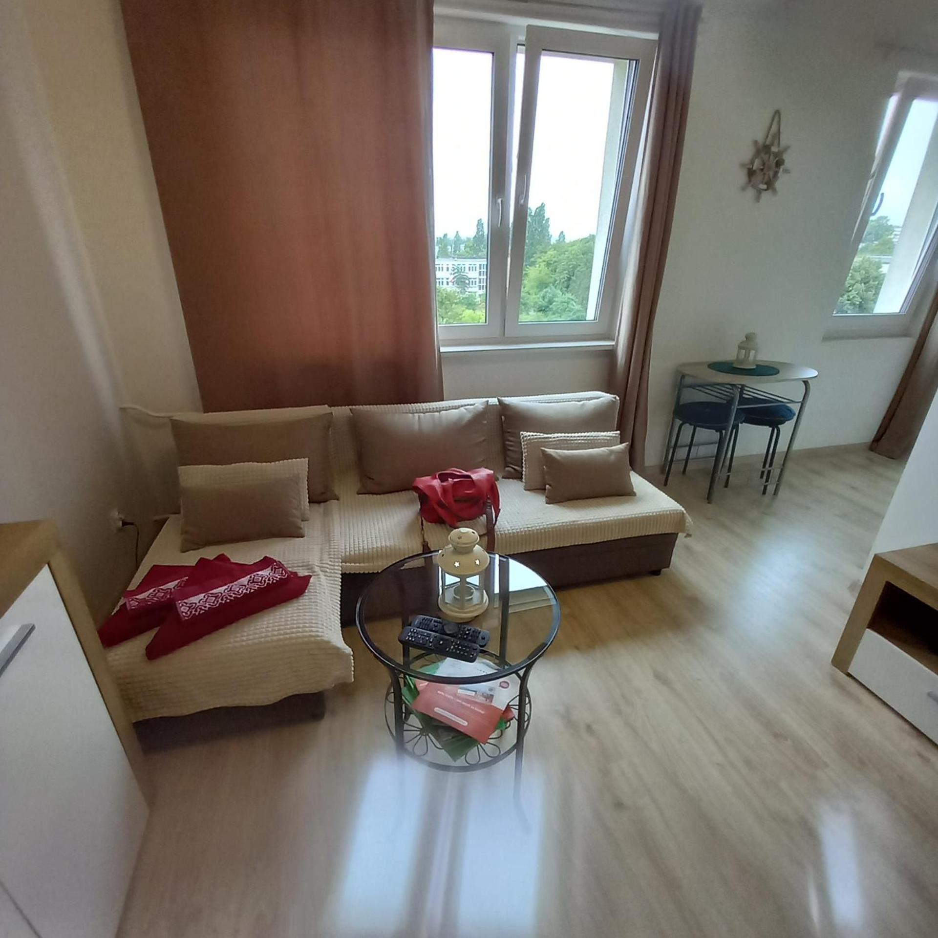Huoneisto Apartament Blisko Morza *