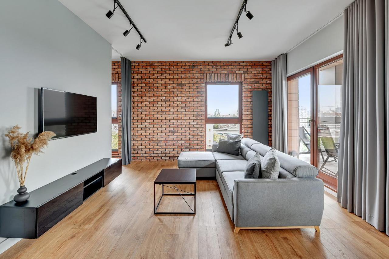 Downtown River View Apartment