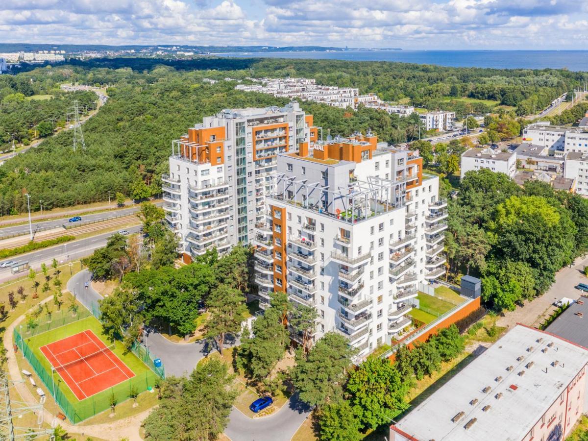 Glow Apartments, Baltica Towers
