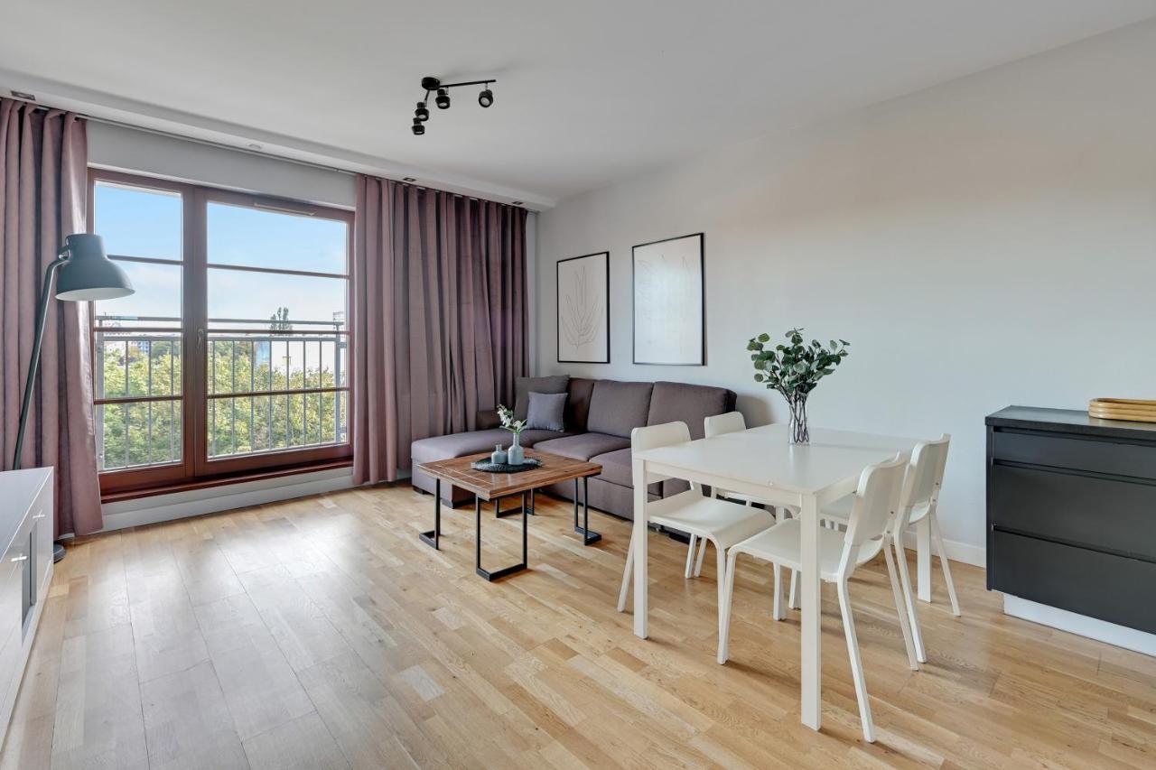 Nowa Motlawa Spa, Pool, Gym & Parking By Downtown Apartment *