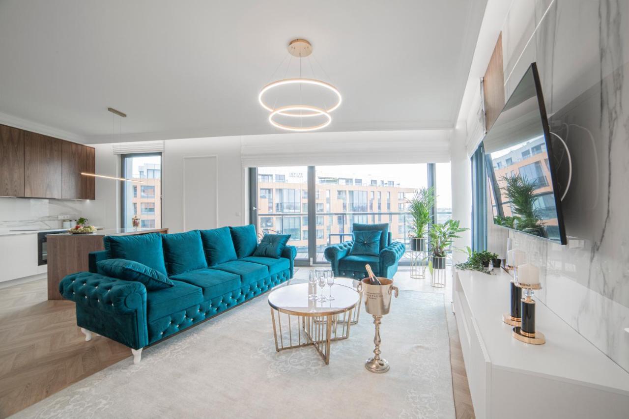 Amber Centrum Lux *