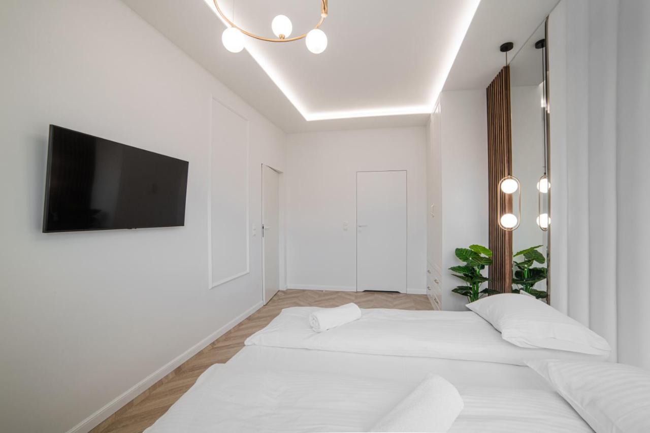 Amber Centrum Lux Huoneisto Gdańsk