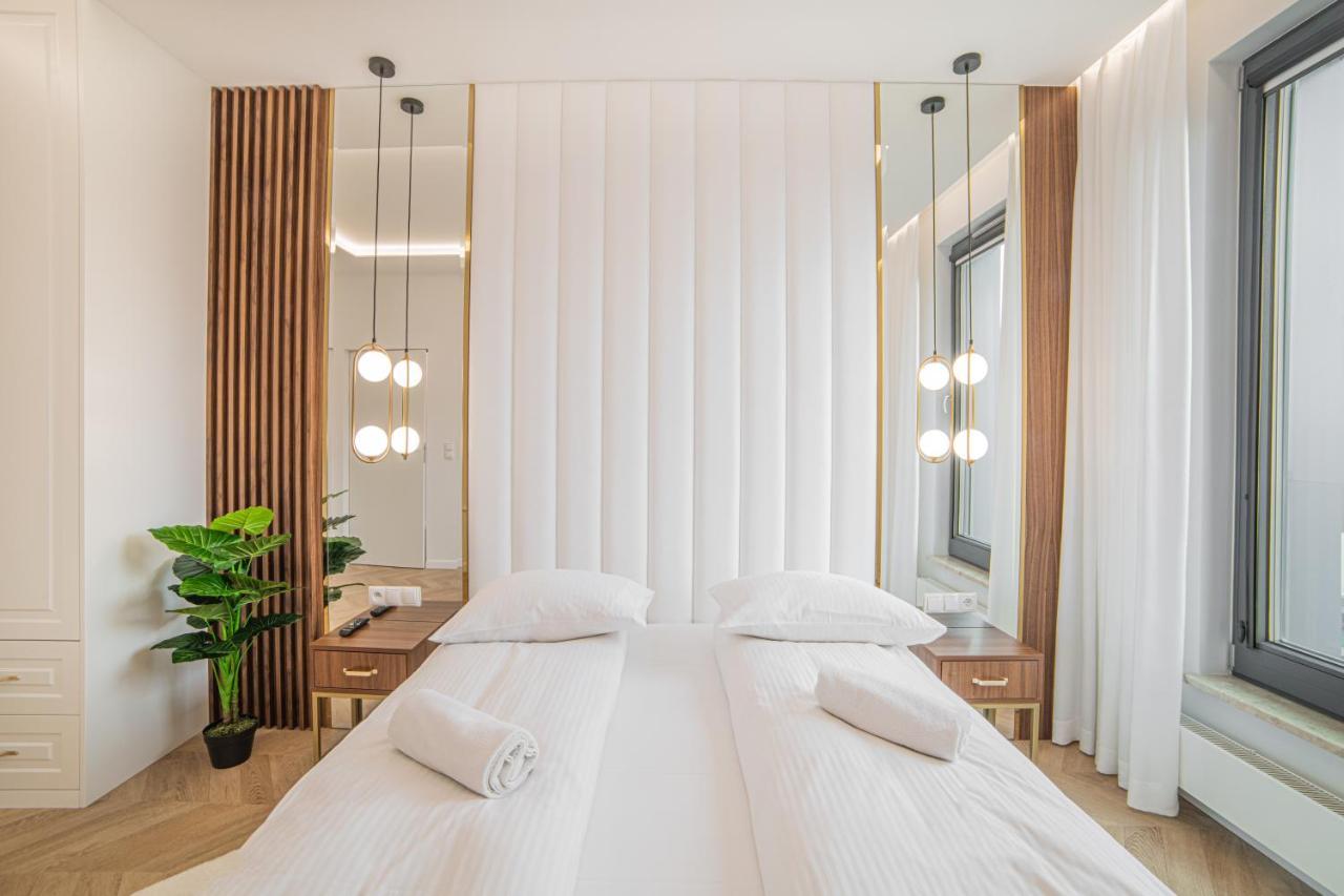 Amber Centrum Lux Huoneisto *