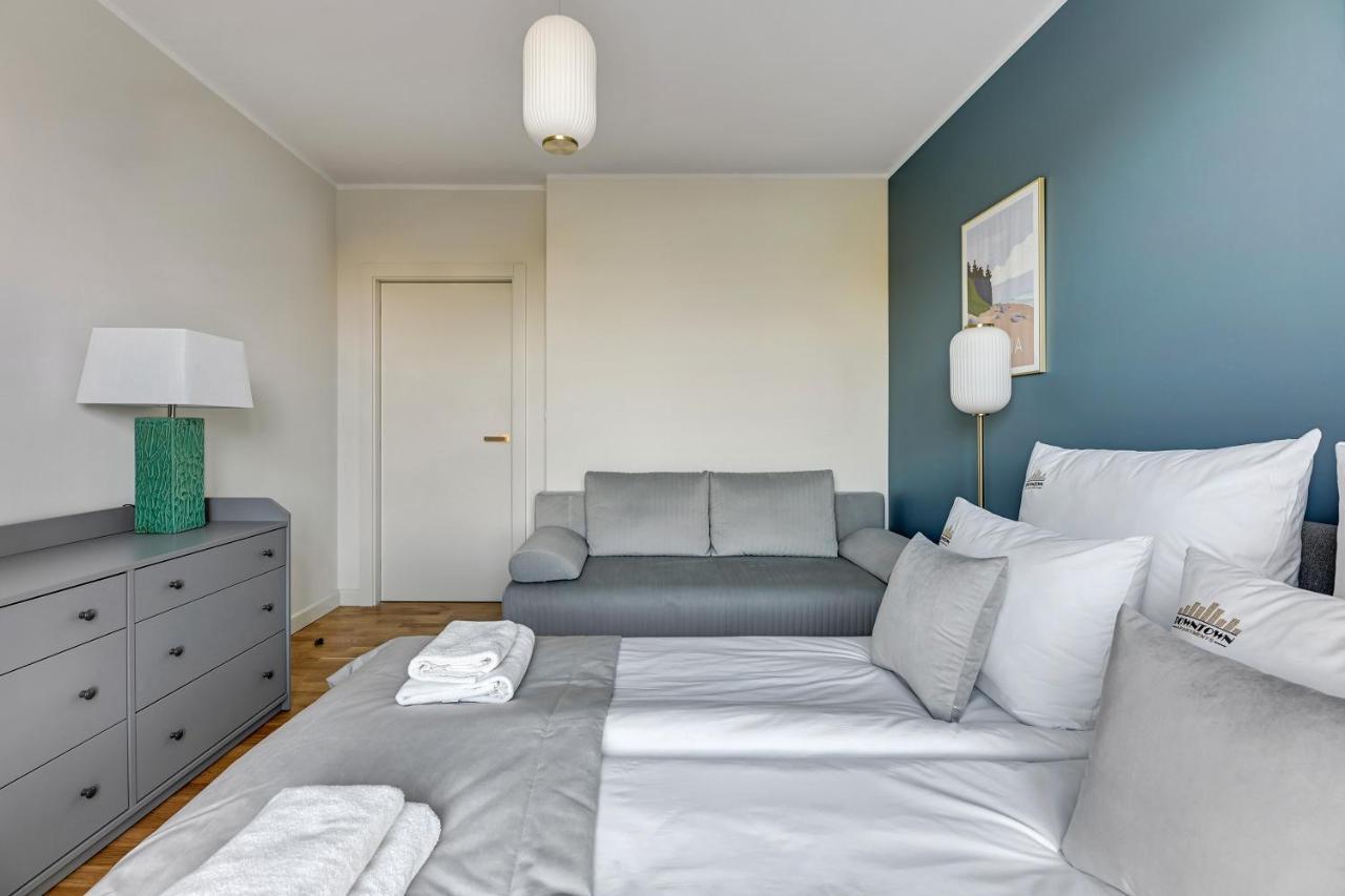 Huoneisto Tarasy Baltyku Seaside, Sauna, Gym & Free Parking By Downtown *