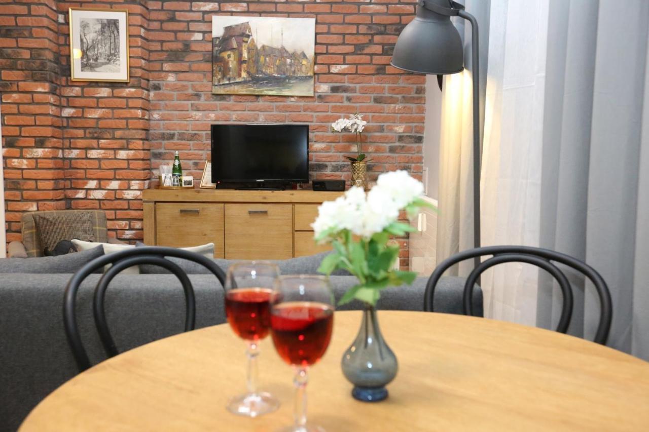 Apartment Old No 8 *