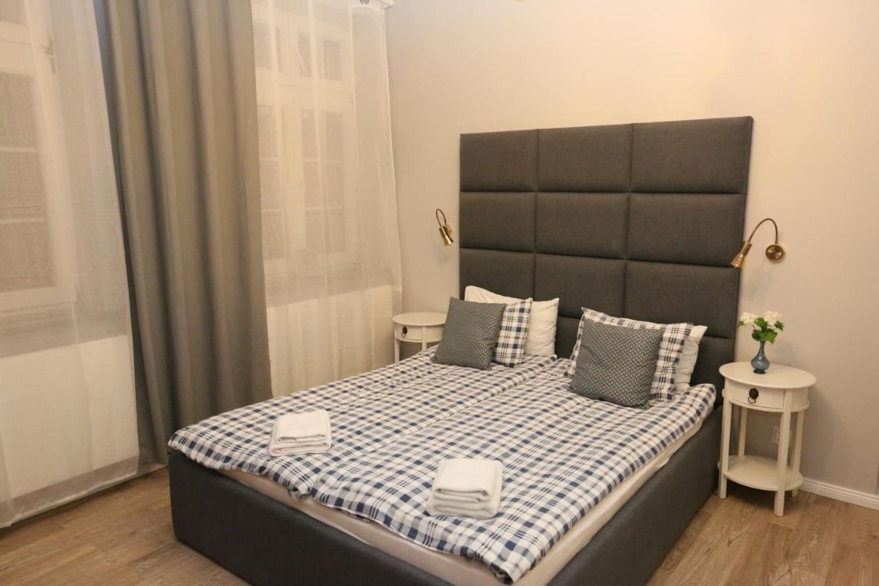 Apartment Old No 8