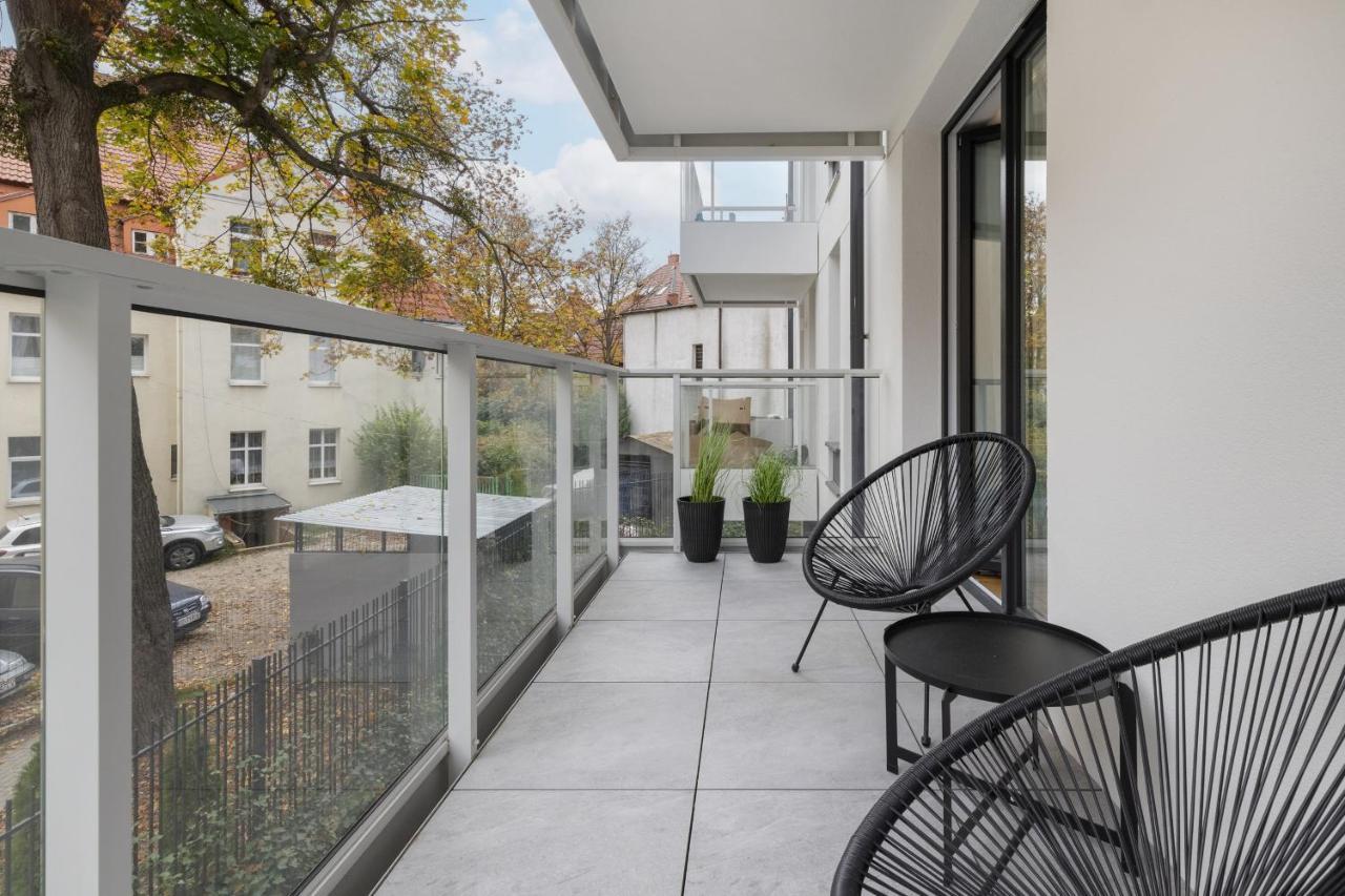Vespa By Renters *
