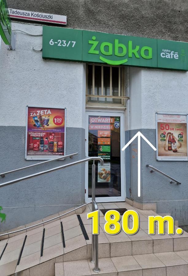 Huoneisto R Mieszkanie Cale Albo Pokoj Bllisko Wszystko