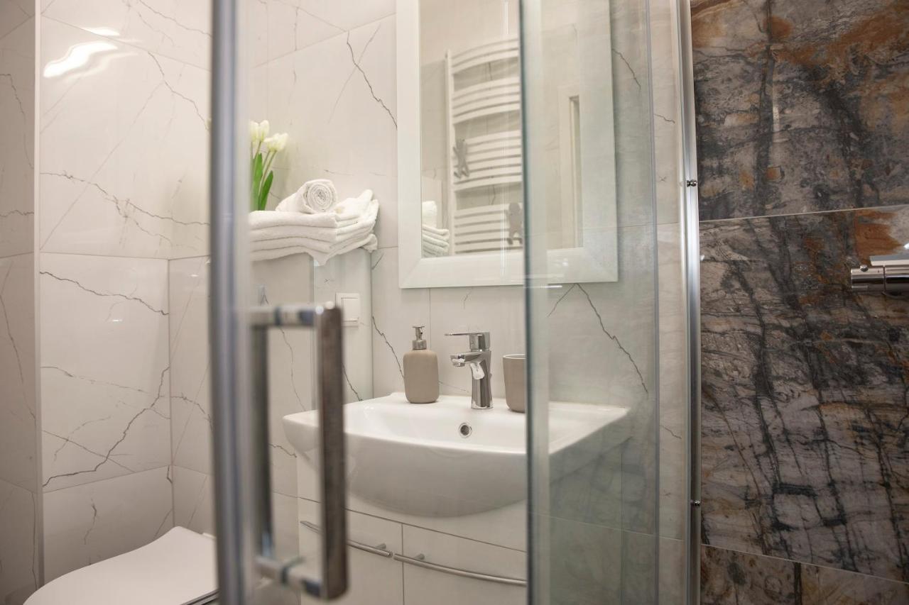 Luxus Fitness&spa Z Sauna I Silownia * Gdansk