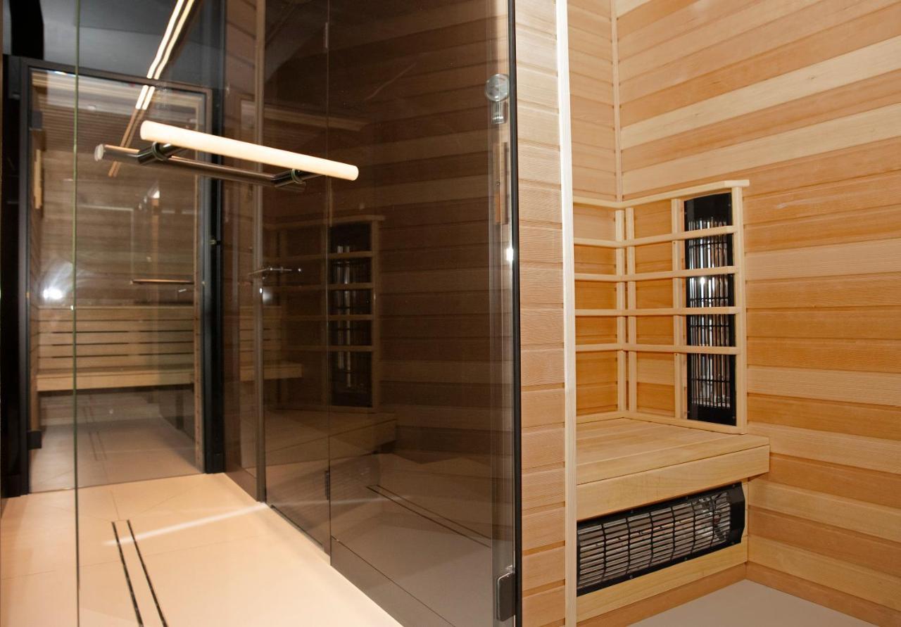 Luxus Fitness&spa Z Sauna I Silownia * Gdansk
