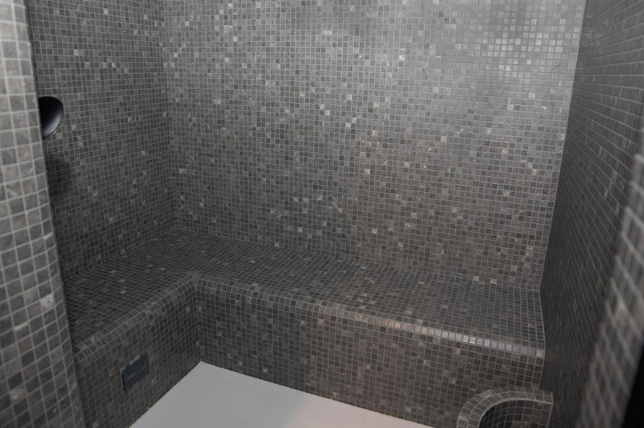 Luxus Fitness&spa Z Sauna I Silownia * Gdansk