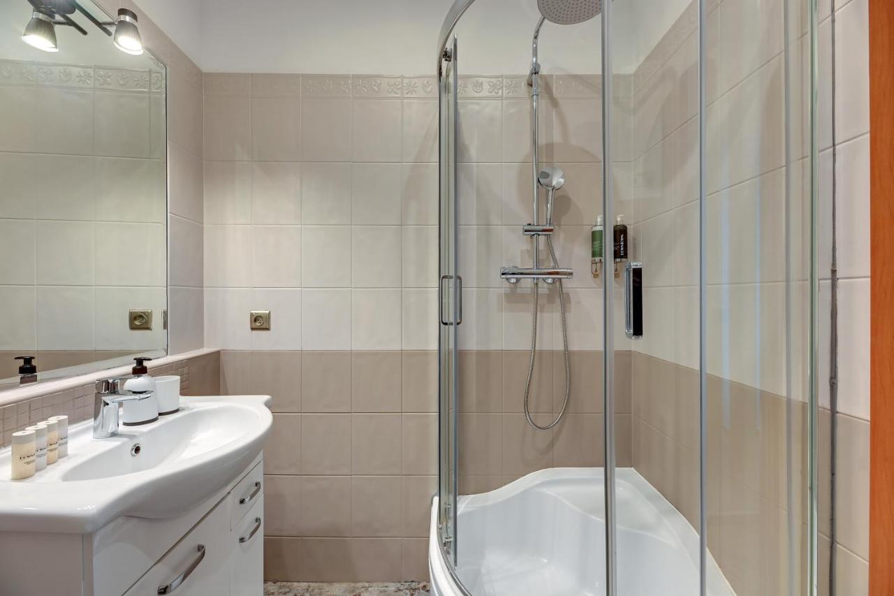 Apartment Chlebnicka In Main Old Town By Downtown Gdansk