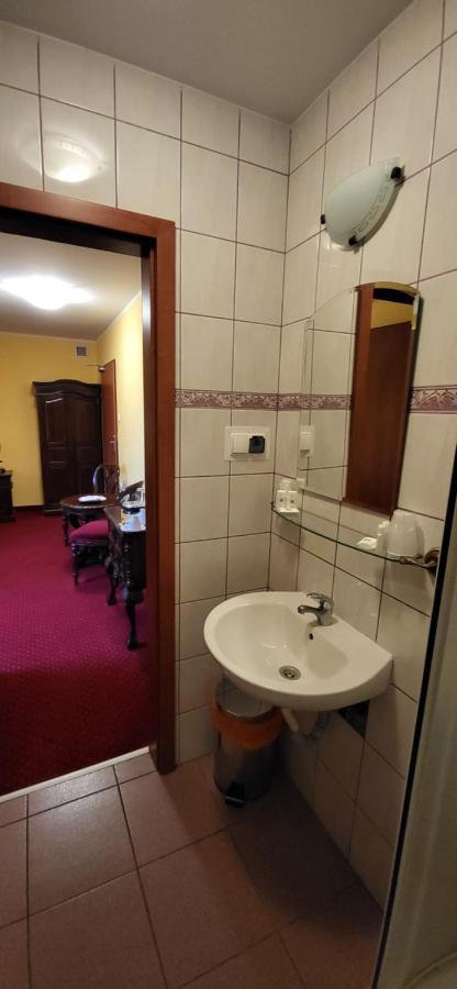 Dom Schumannów 2*