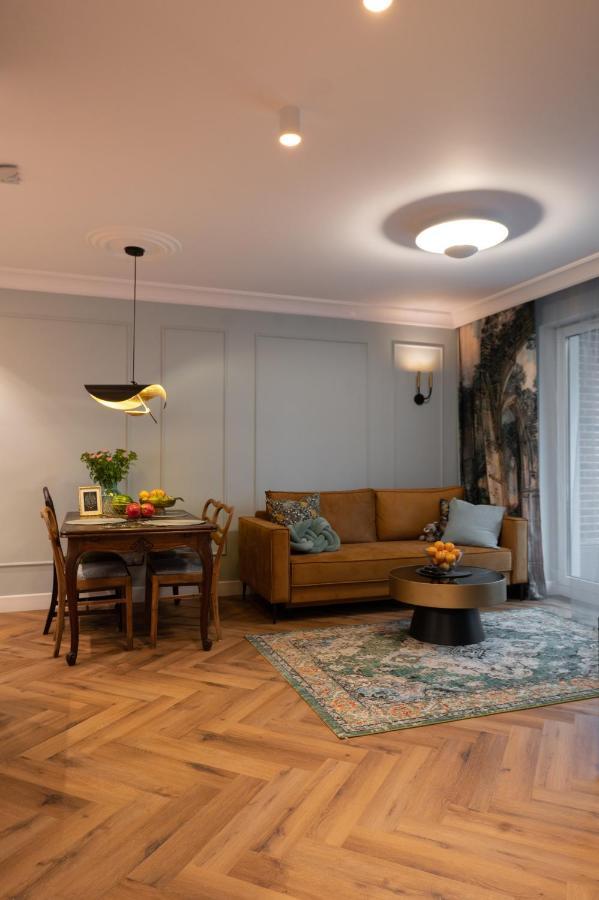 Arte - Old Town Apartment