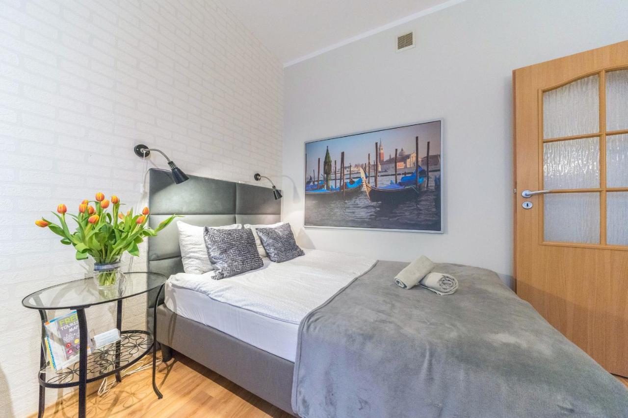 Przytulne Z Balkonem, 150m Od Dworca Glowny Apartamento *