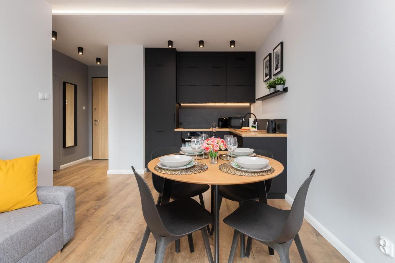 Modern Wrzeszcz By Renters Apartment