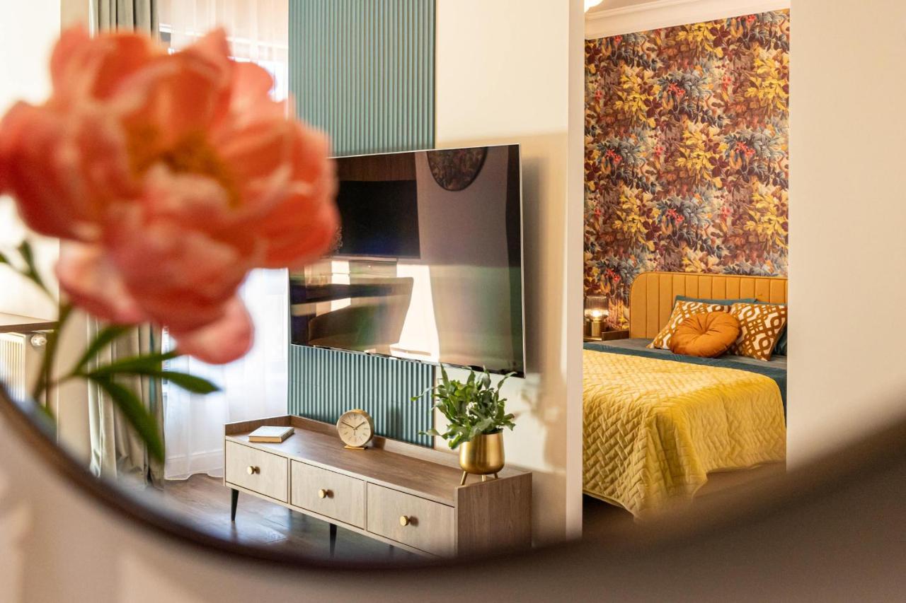 Apartment Zloty Lotos-srodmiescie Z Darmowym Parkingiem