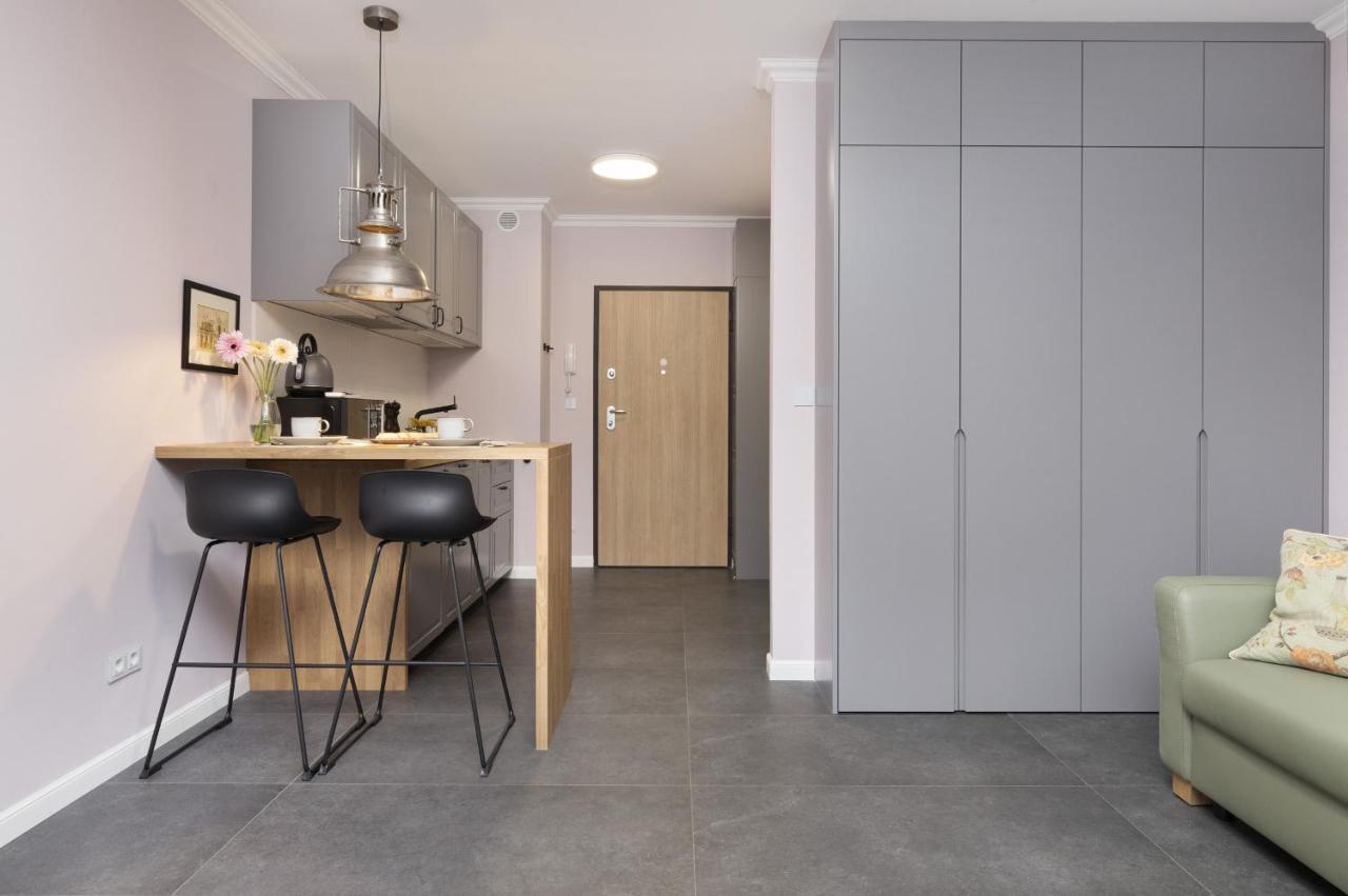 Aura Studio Downtown By Renters *